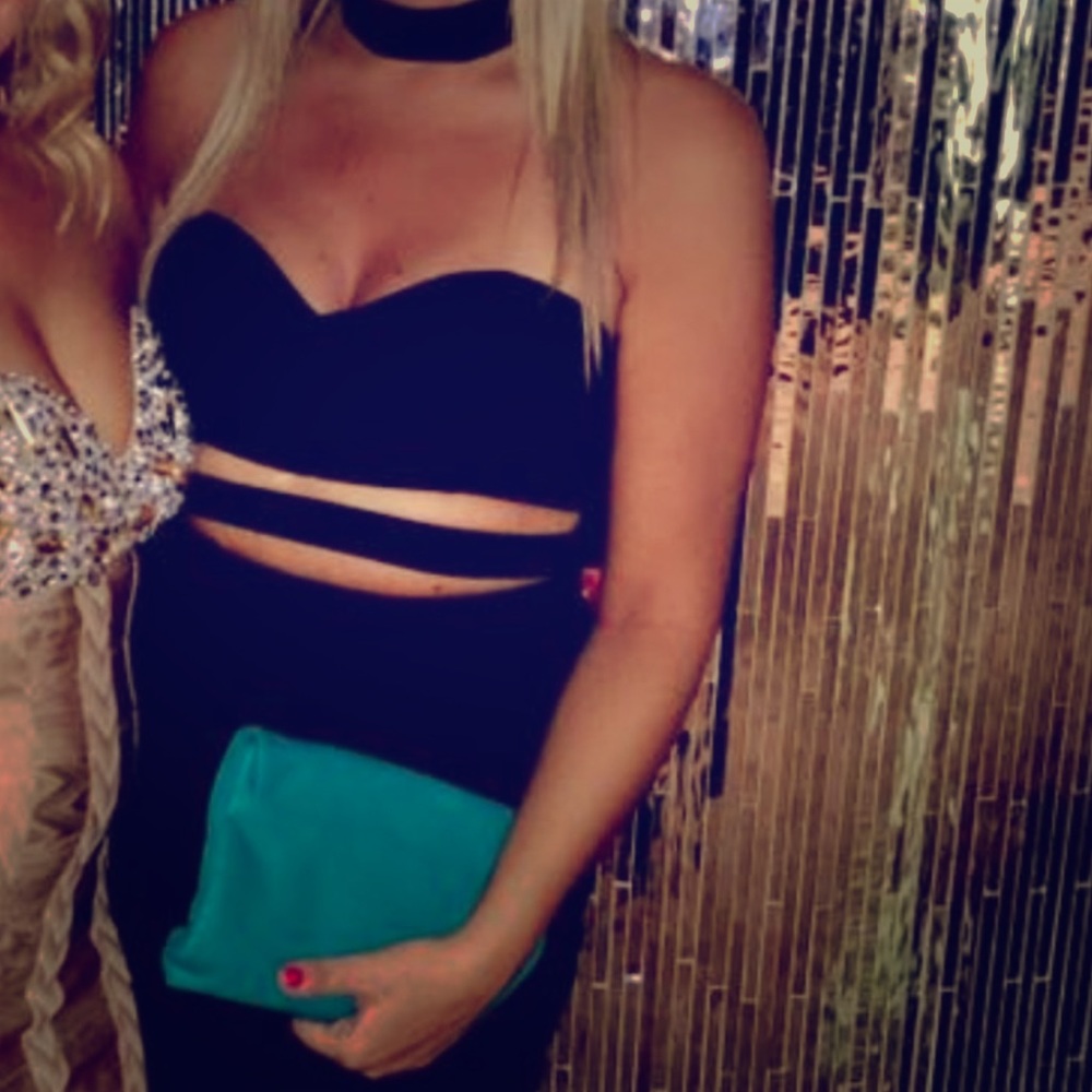 Black dress